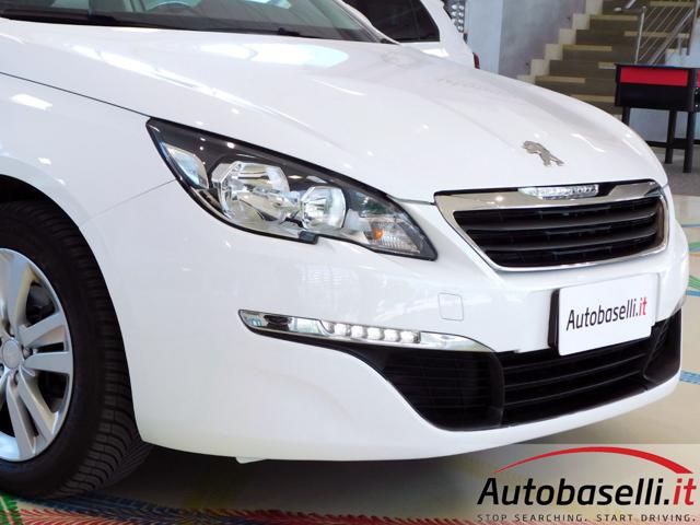 PEUGEOT 308 usata, con Specchietti laterali elettrici