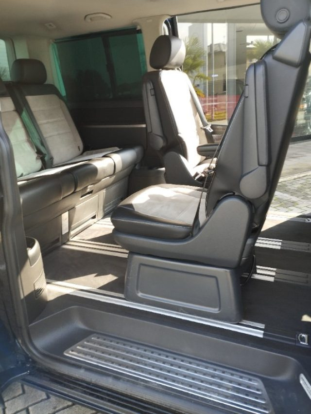 VOLKSWAGEN Multivan usata, con Cronologia tagliandi