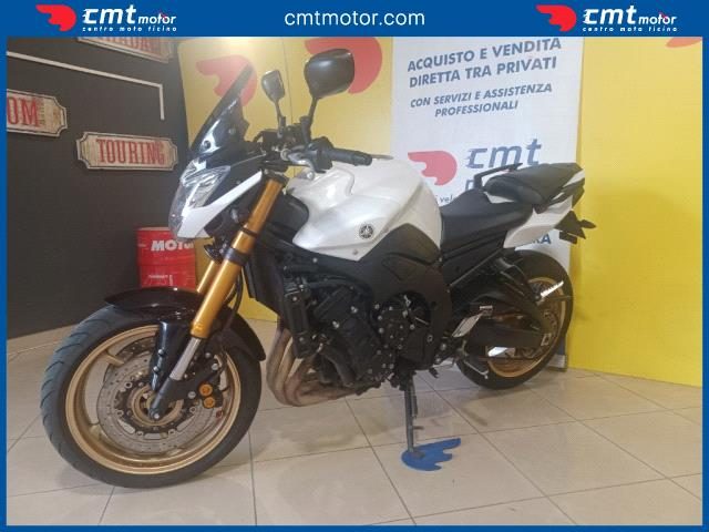 YAMAHA FZ8 usata 2