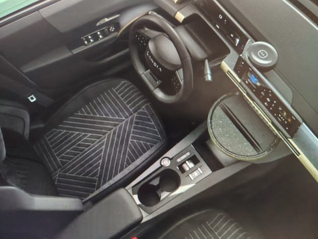 LANCIA Ypsilon usata, con Controllo trazione