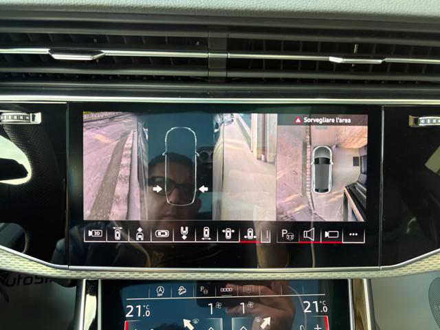 AUDI Q8 usata, con Specchietti laterali elettrici