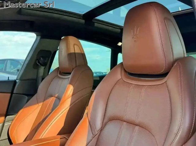 MASERATI Levante usata, con Fendinebbia