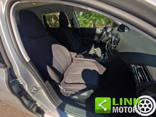 PEUGEOT 308 usata, con Park Distance Control