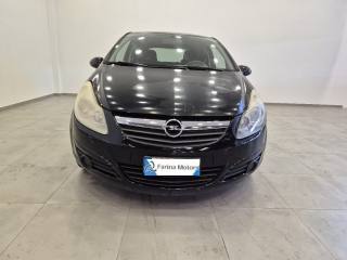 OPEL Corsa usata, con Airbag
