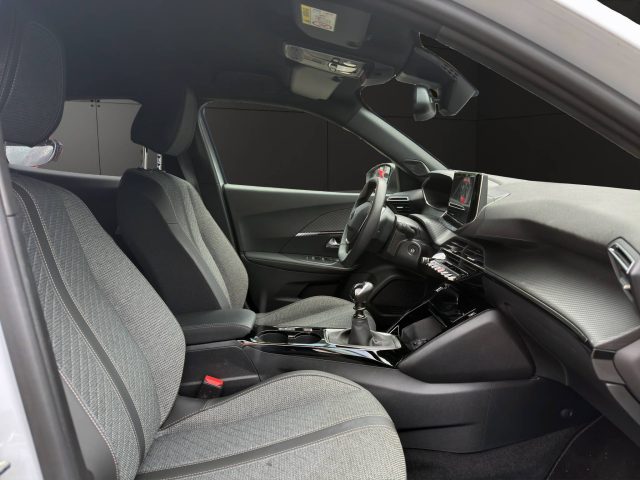 PEUGEOT 2008 usata, con Servosterzo