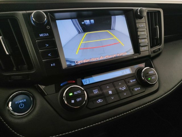 TOYOTA RAV 4 usata, con Luci diurne LED
