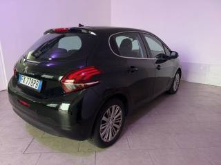 PEUGEOT 208 usata 10