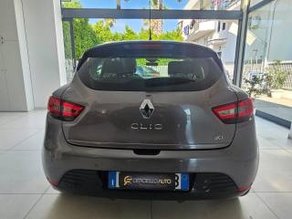 RENAULT Clio usata, con Alzacristalli elettrici