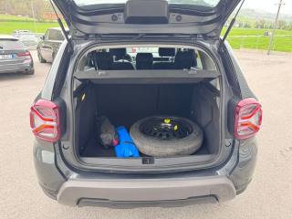 DACIA Duster usata, con Touch screen