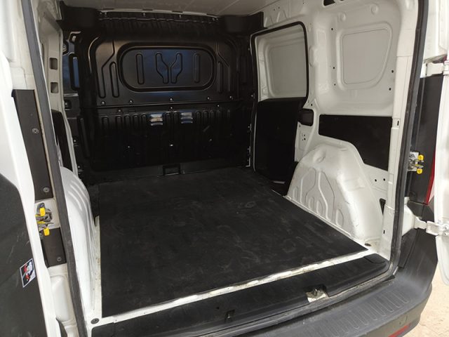 FIAT Doblo usata, con Touch screen
