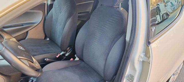 LANCIA Ypsilon usata 12