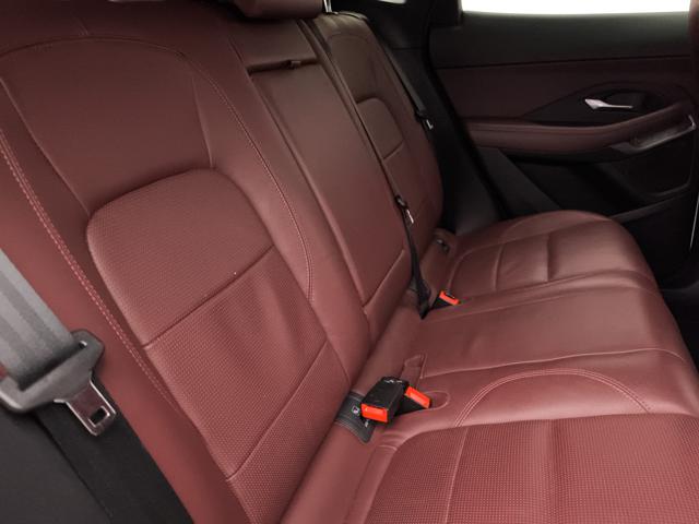 JAGUAR E-Pace usata, con Leve al volante