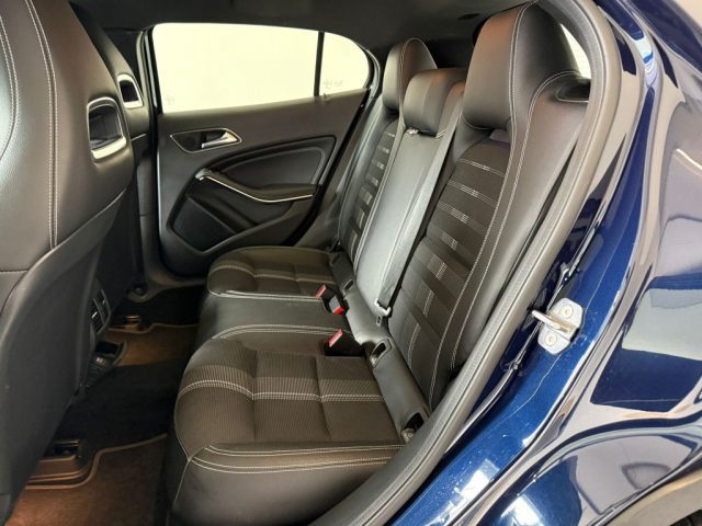 MERCEDES-BENZ GLA 200 usata, con Frenata d