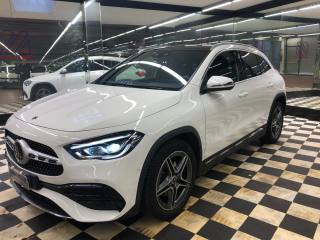 MERCEDES-BENZ GLA 220 d Automatic Premium