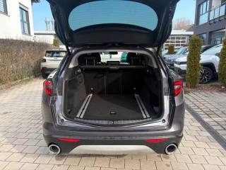 ALFA ROMEO Stelvio usata, con Park Distance Control