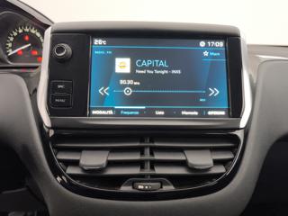 PEUGEOT 208 usata, con Touch screen