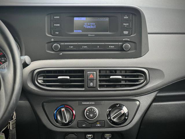 HYUNDAI i10 usata 19