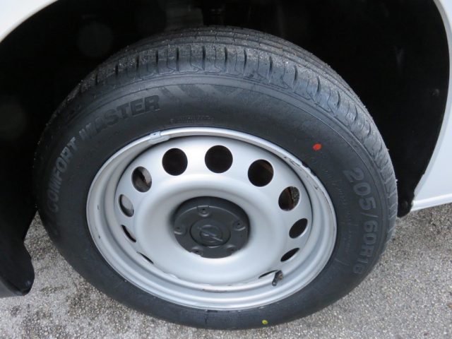 OPEL Combo usata, con Climatizzatore