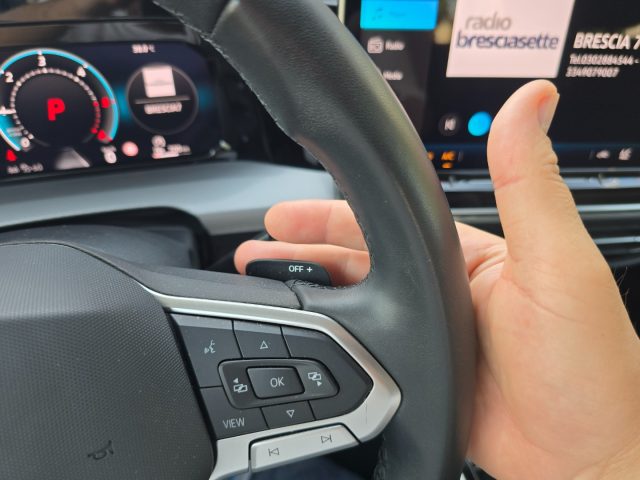 VOLKSWAGEN Golf usata, con Isofix