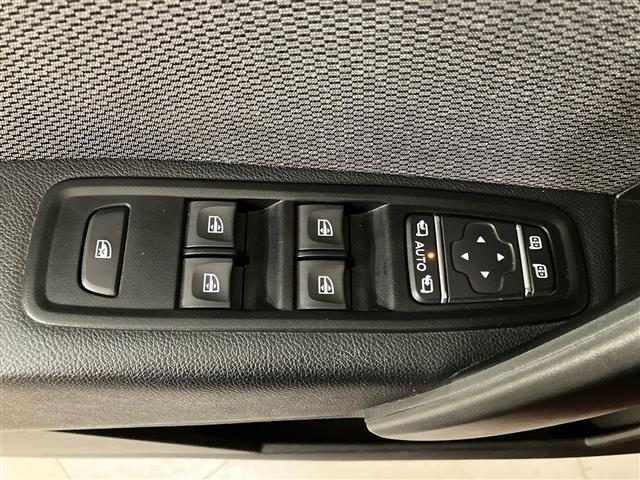 RENAULT Kangoo usata 23