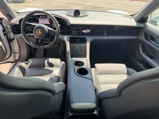 PORSCHE Taycan usata, con Boardcomputer