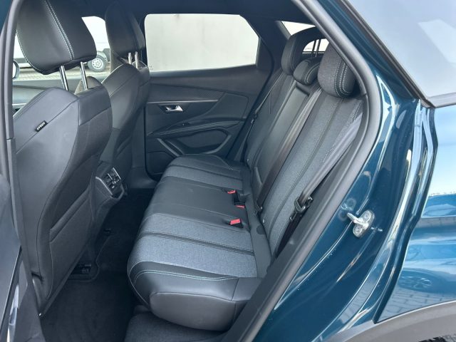 PEUGEOT 3008 usata, con Sedili sportivi