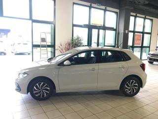 VOLKSWAGEN Polo usata, con Autoradio