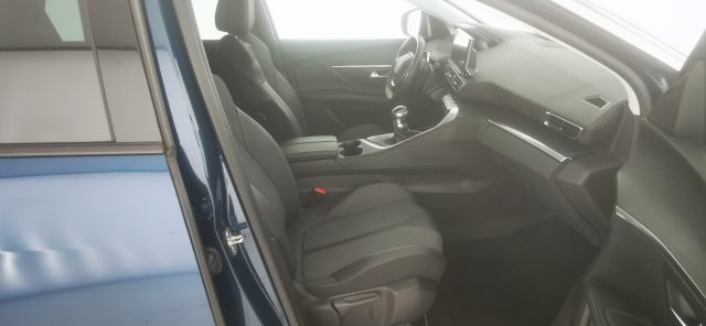 PEUGEOT 5008 usata, con Sistema di chiamata d