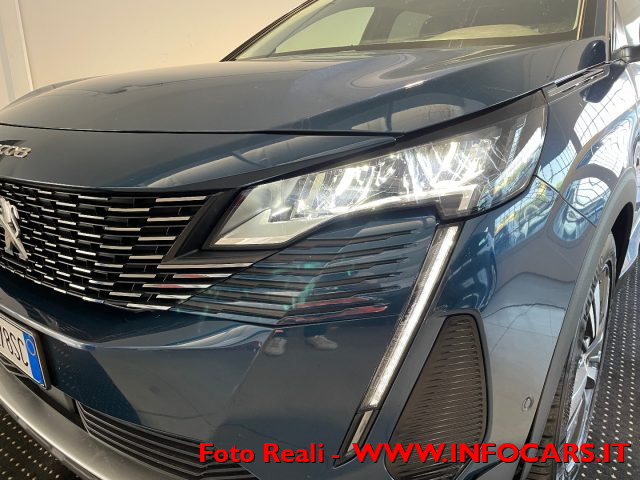 PEUGEOT 3008 usata, con Luci diurne LED