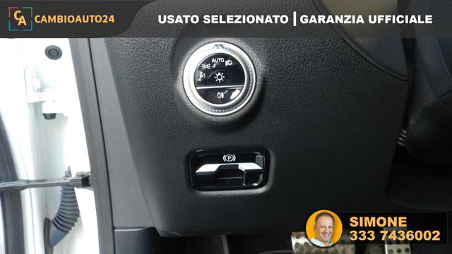 MERCEDES-BENZ CLE 220 usata, con Sistema di parcheggio automatico