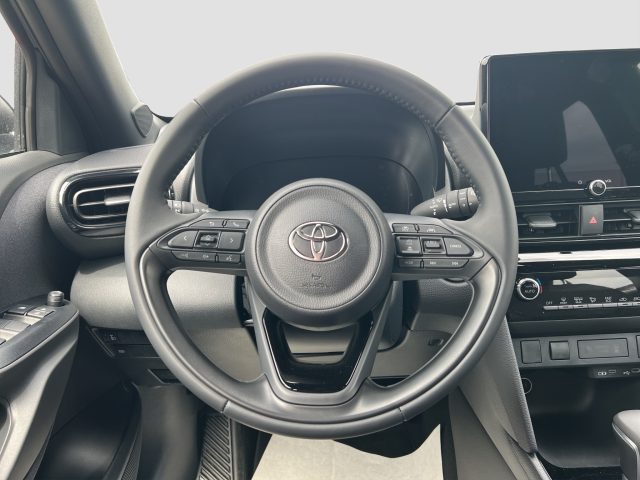 TOYOTA Yaris Cross usata 8