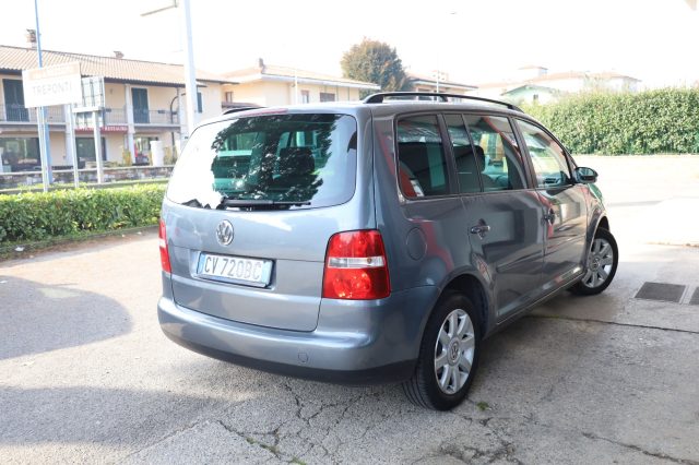 VOLKSWAGEN Touran usata 56