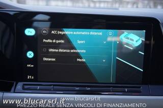 VOLKSWAGEN Golf usata, con Autoradio digitale