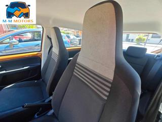 VOLKSWAGEN up! usata 15