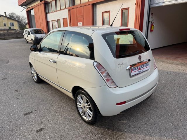 LANCIA Ypsilon usata, con Autoradio