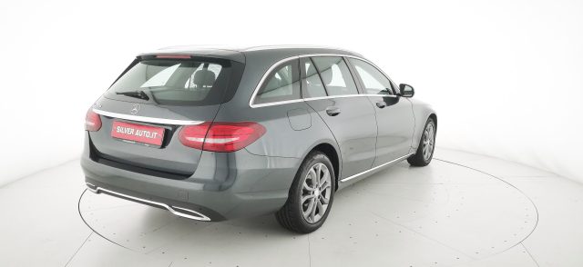 MERCEDES-BENZ C 200 usata, con Boardcomputer