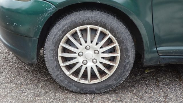 TOYOTA Yaris usata 17