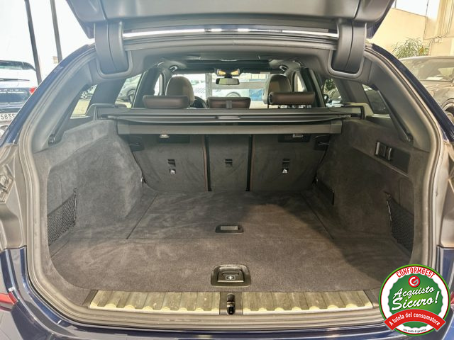 BMW 320 usata, con Volante multifunzione