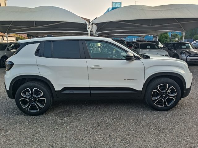 JEEP Avenger usata, con Cerchi in lega