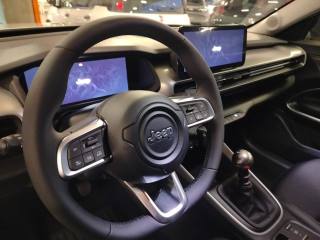 JEEP Avenger usata, con Autoradio digitale