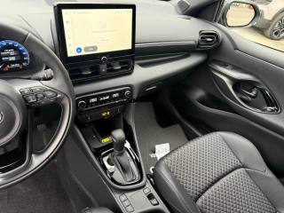 TOYOTA Yaris usata, con Bracciolo
