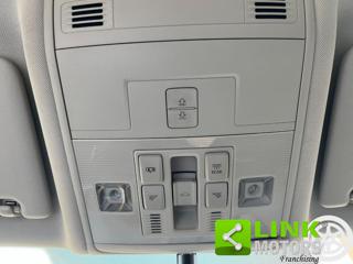 VOLKSWAGEN Touran usata, con Sedile posteriore sdoppiato