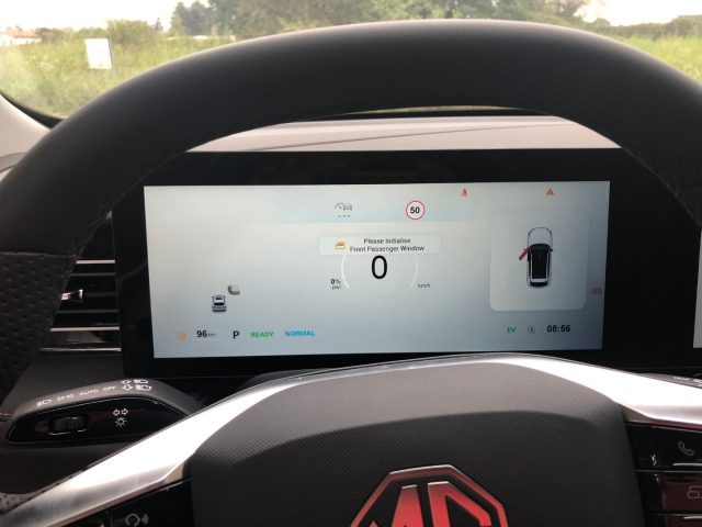 MG HS usata, con Controllo trazione