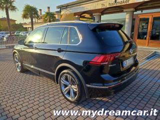 VOLKSWAGEN Tiguan usata, con Autoradio
