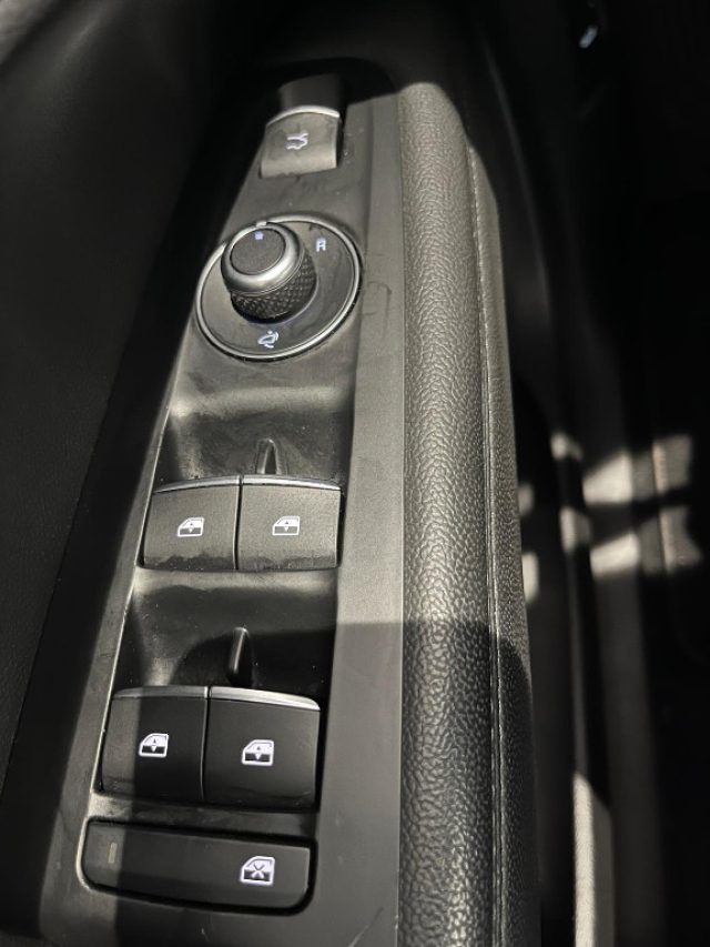 ALFA ROMEO Stelvio usata, con Controllo elettronico della corsia