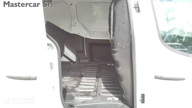 PEUGEOT Partner usata, con Isofix