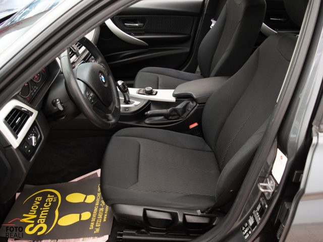 BMW 320 usata, con Fari LED