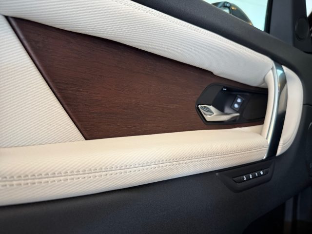 LAND ROVER Discovery Sport usata, con Sistema di navigazione