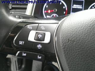 VOLKSWAGEN T-Roc usata, con Controllo automatico clima