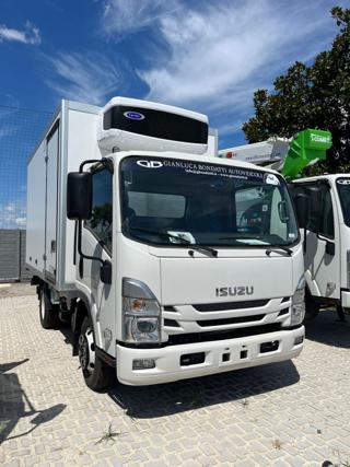 ISUZU M27 usata, con Airbag Passeggero